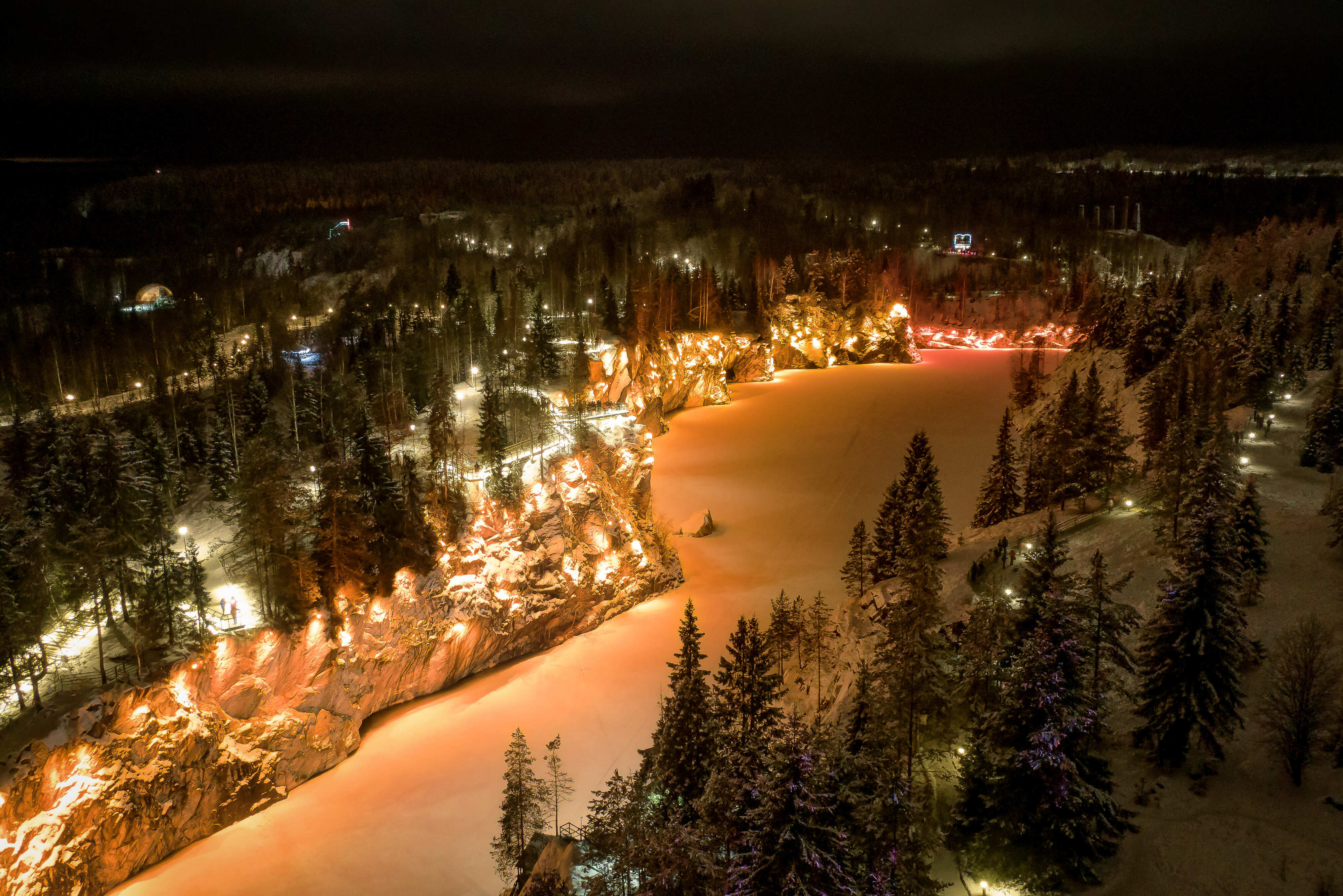 Зимние национальные праздники карелов. Музыкальный фестиваль ruskeala symphony. Сортавала зимой. Карельский новый год. Резиденция талви укко.