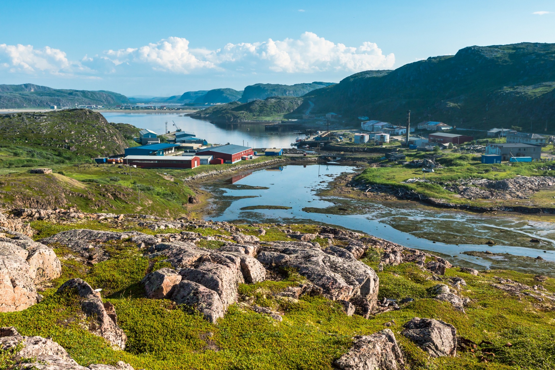 Териберка место силы. Остров териберка. Териберка в июле. Остров териберка. Териберка.