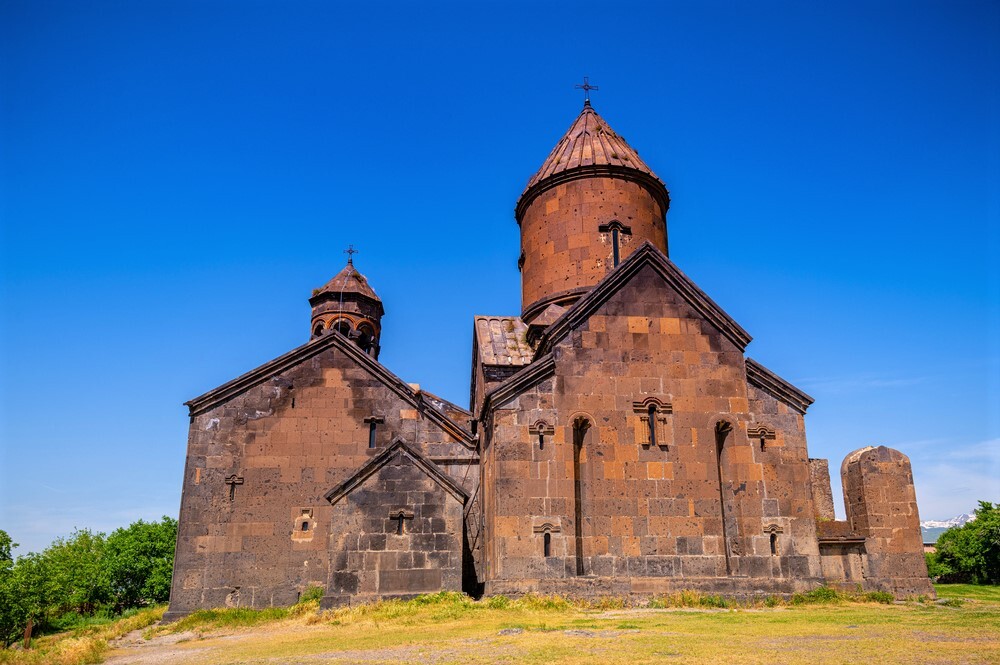 Кармравор Армения Церковь