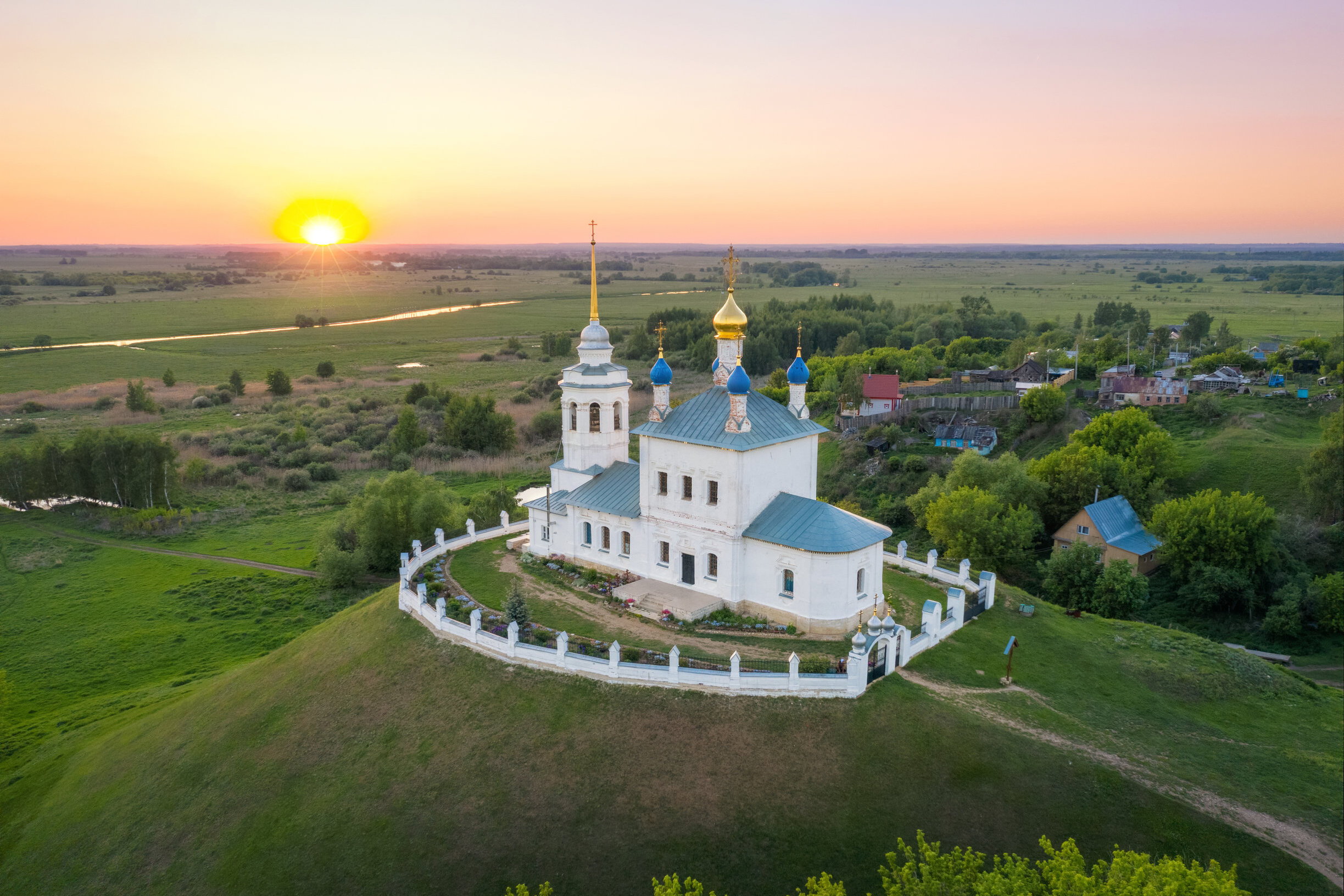 Успенский собор Родина