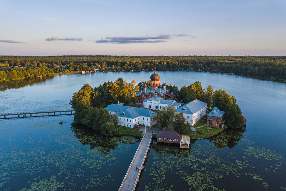 Покровский храм пустынь