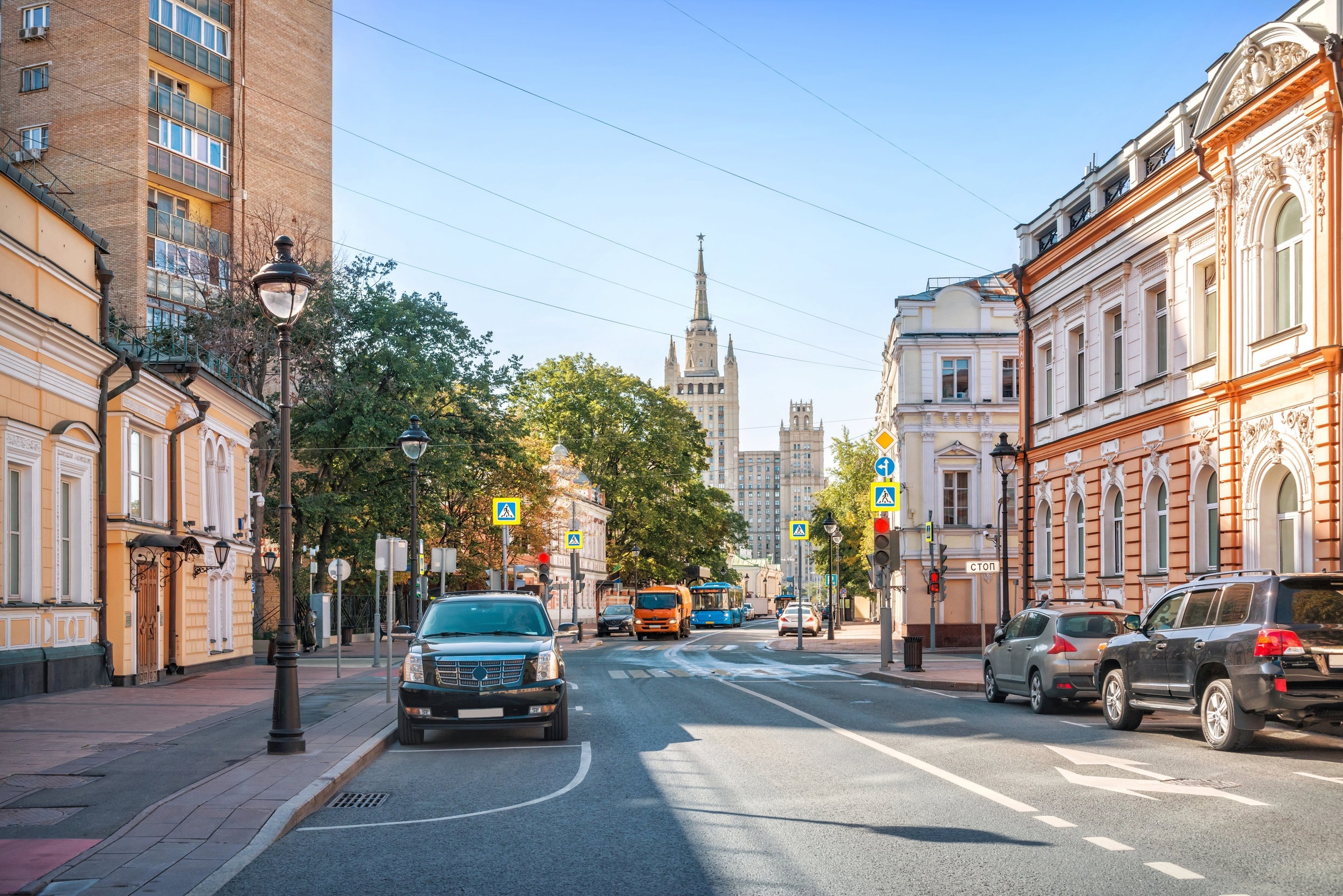 Ул никитская. Большая Никитская улица. Никитская улица Москва. Большая Никитинская улица Москва. Б12, Москва, большая Никитская улица.