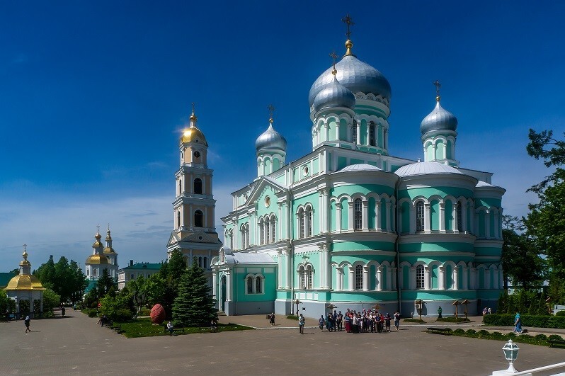 Дивеево 2022. Из дивеево экскурсии в муром. Тур в дивеево. Дивеевский монастырь зима. Дивеево монастырь экскурсии.