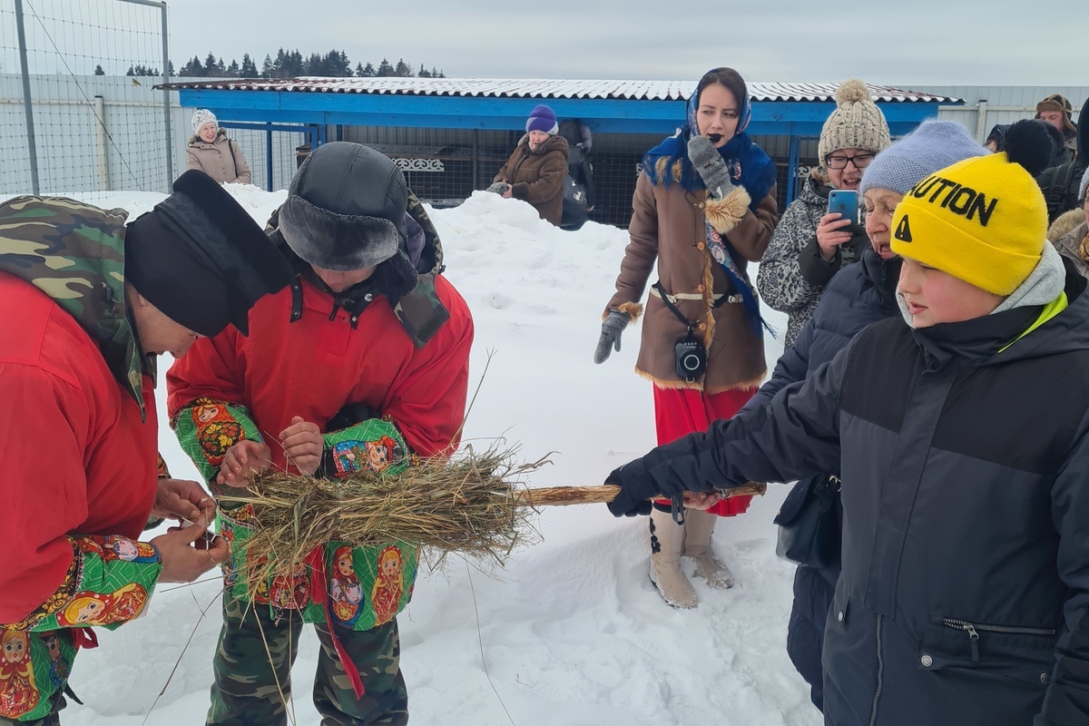 Где сейчас проходит масленица. Масленица в Можайске. Сибирская Масленица 2023. Мандроги Масленица 2023. Масленица в 2023г.