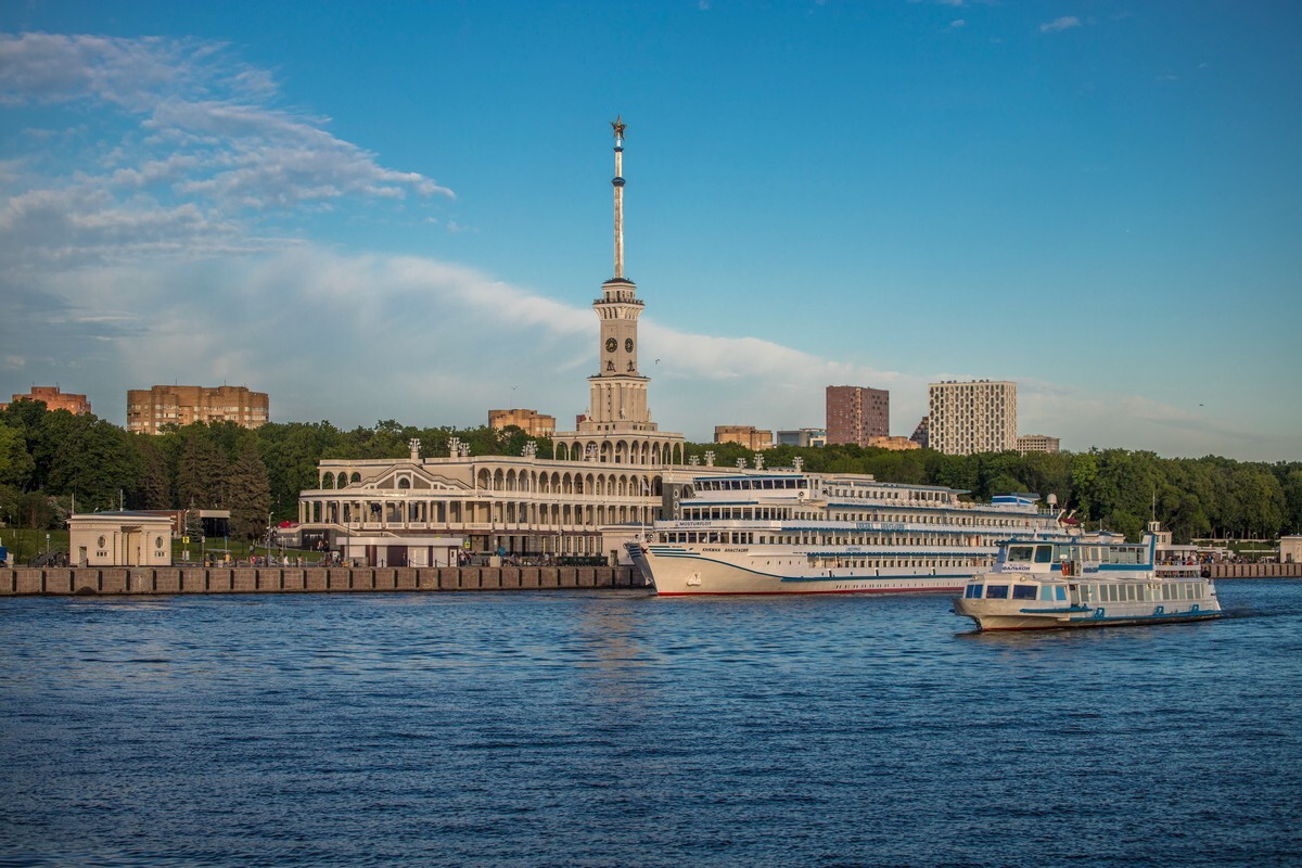 Порт в Москве