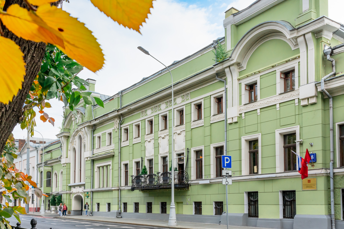 Тверской бульвар д 1. Москва Тверской бульвар 18.